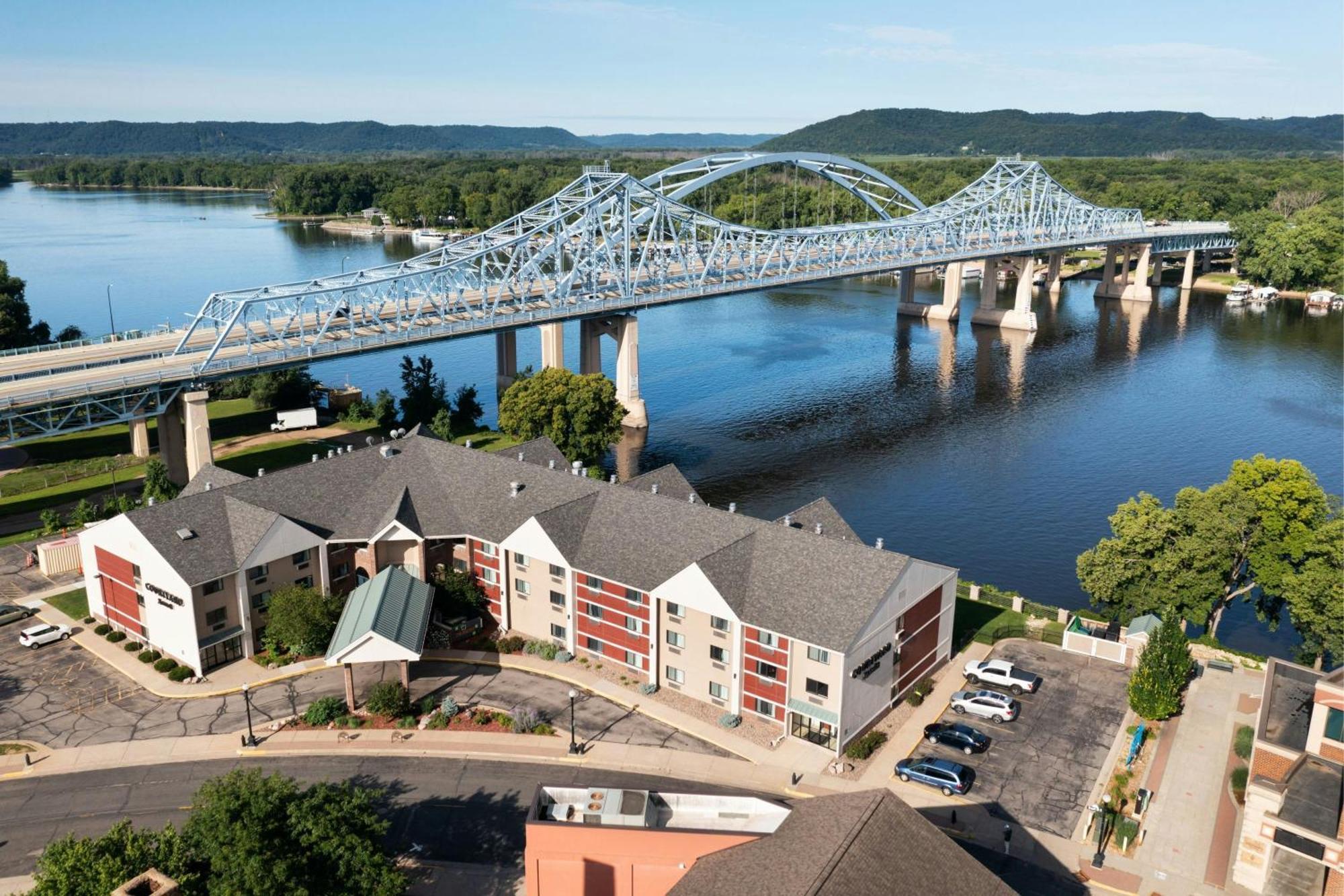 Courtyard La Crosse Downtown/Mississippi Riverfront Eksteriør billede